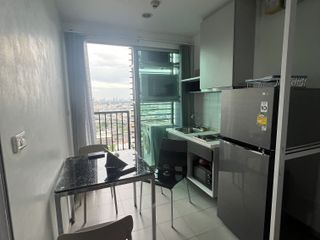 Wohnung zur Miete mit Studio in Watthana, Bangkok