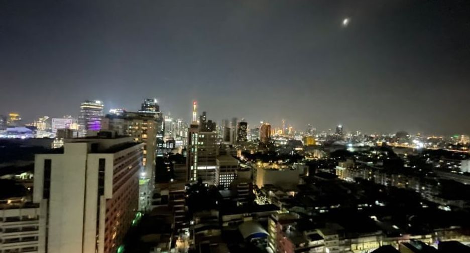 For rent 1 bed condo in Ratchathewi, Bangkok