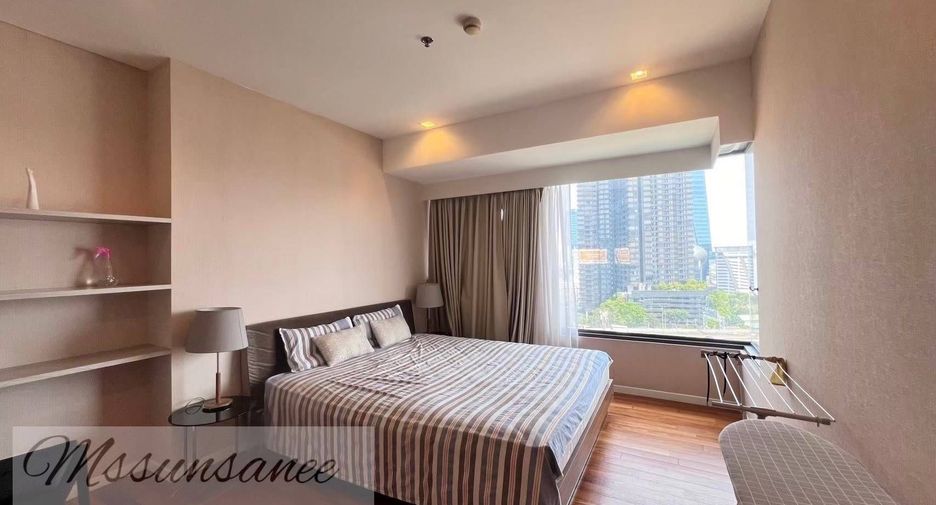 For rent 2 bedrooms condo in Sathon, Bangkok