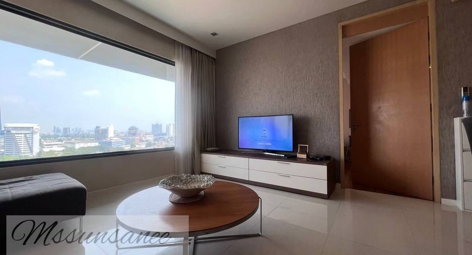 For rent 2 bedrooms condo in Sathon, Bangkok