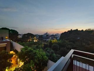 出售 和 出租 4 卧室 独立屋 在 Phra Khanong, 曼谷