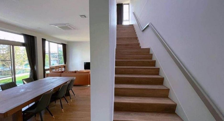 Haus zur Miete mit 3 Zimmer in Saphan Sung, Bangkok