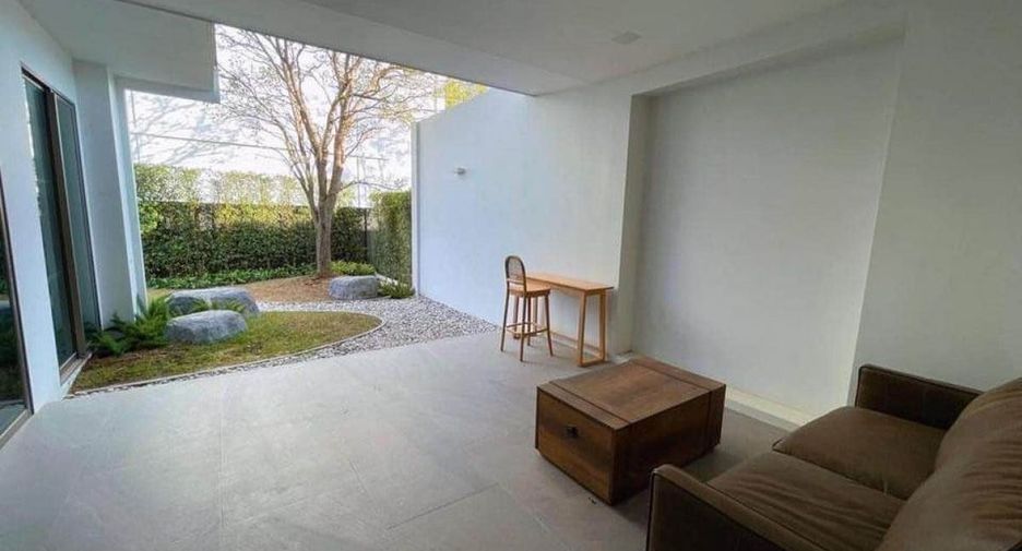 Haus zur Miete mit 3 Zimmer in Saphan Sung, Bangkok