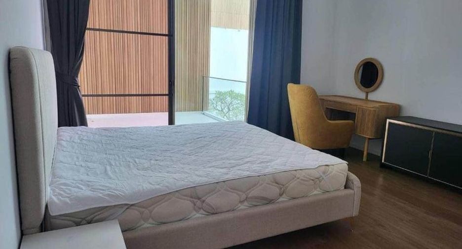 Haus zur Miete mit 3 Zimmer in Saphan Sung, Bangkok