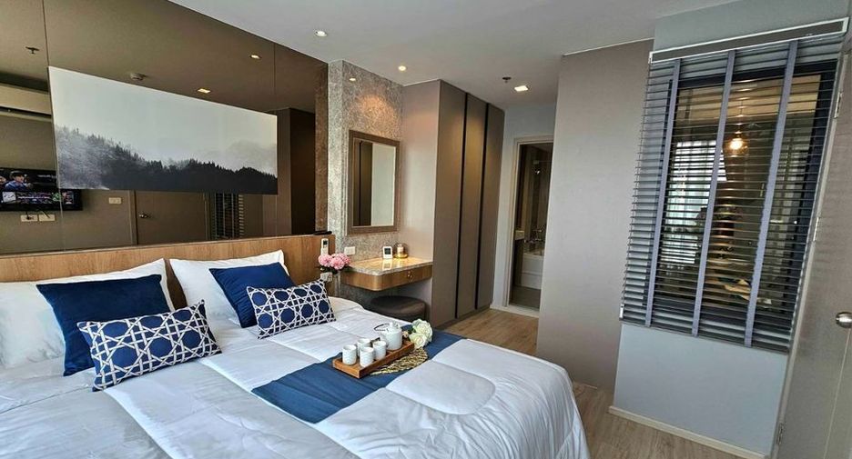 For rent 1 bed condo in Phra Khanong, Bangkok