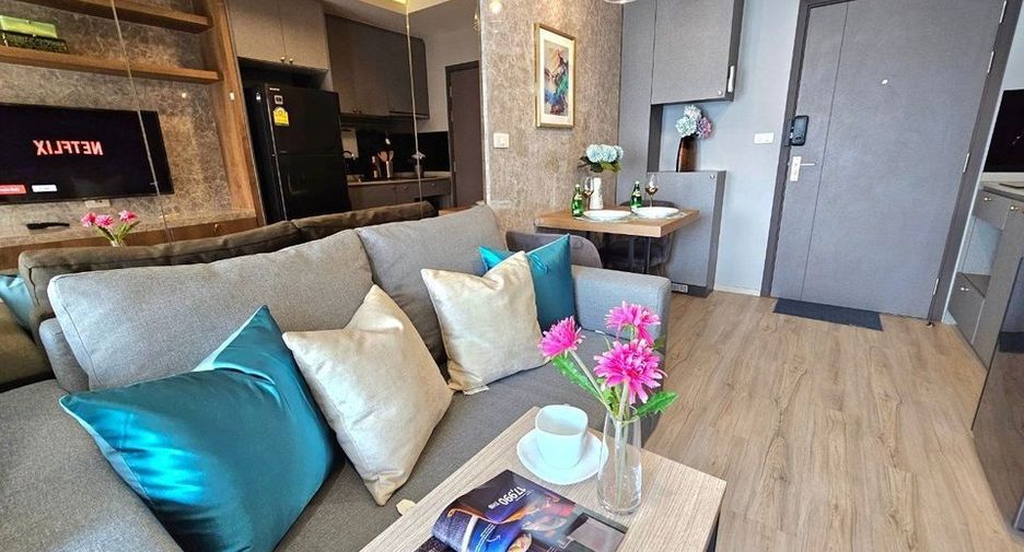 For rent 1 bed condo in Phra Khanong, Bangkok