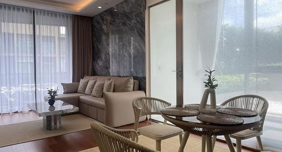 For rent 2 bedrooms condo in Khlong Toei, Bangkok