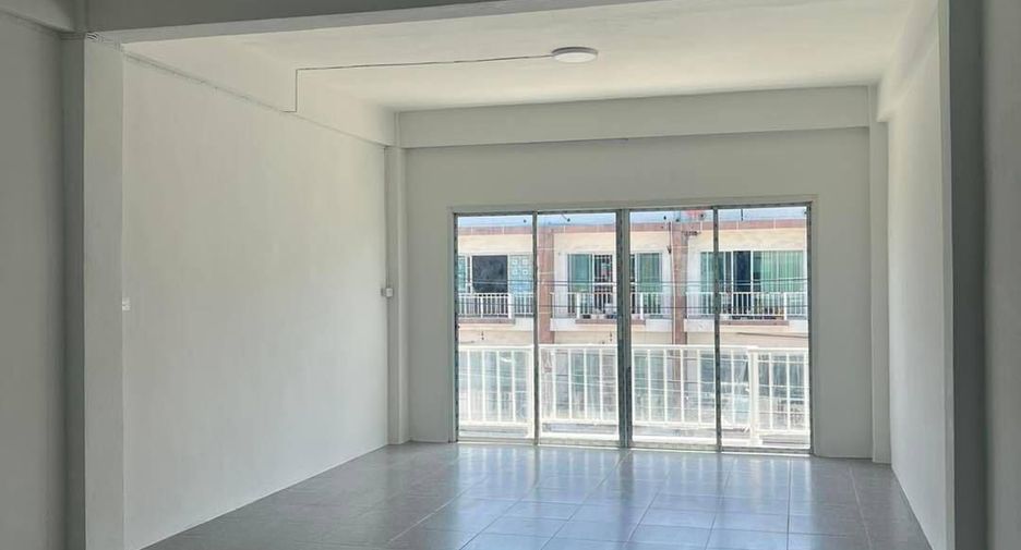 For sale studio townhouse in Bang Bon, Bangkok
