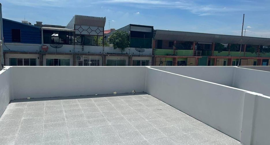 For sale studio townhouse in Bang Bon, Bangkok