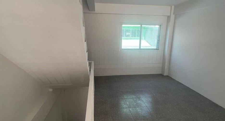 For sale studio townhouse in Bang Bon, Bangkok