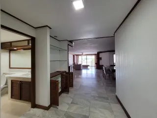 For rent 2 ベッドルーム apartment in Pathum Wan, Bangkok