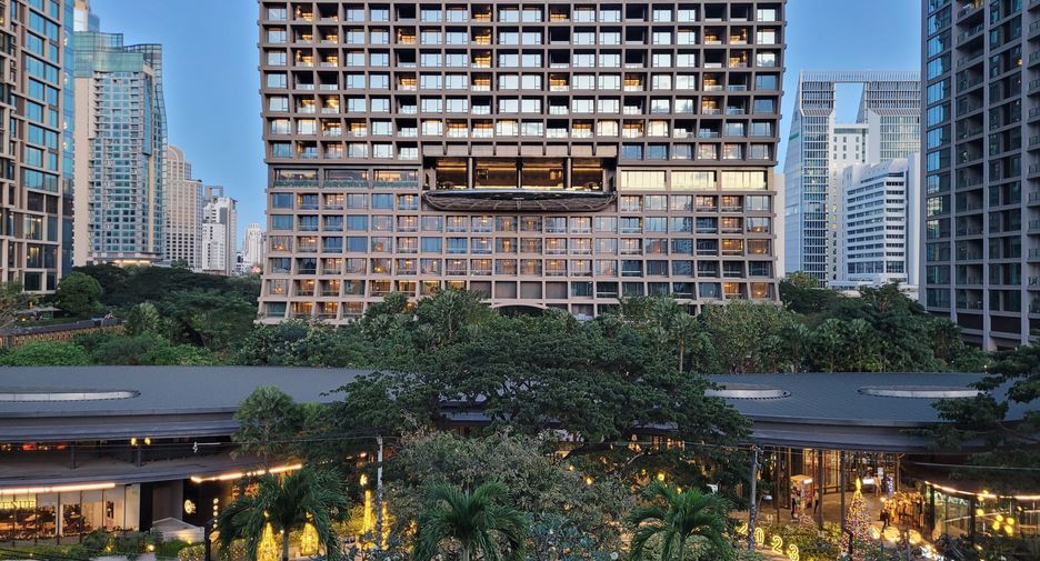 For rent 2 bedrooms apartment in Pathum Wan, Bangkok