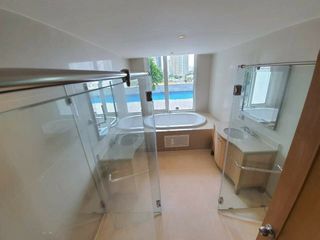 For rent 3 bedrooms condo in Sathon, Bangkok