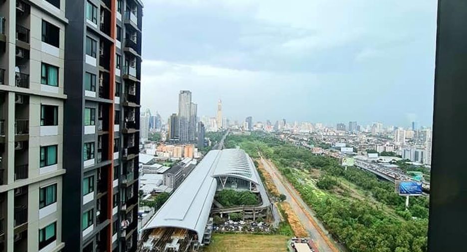 For rent 1 bed condo in Watthana, Bangkok