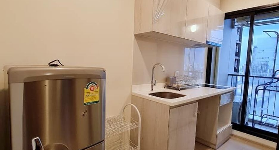 Condo en alquiler de 1 habitaciones en Watthana, Bangkok