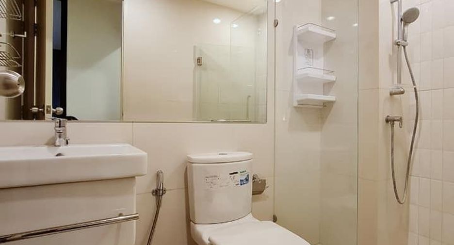 Condo en alquiler de 1 habitaciones en Watthana, Bangkok