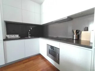 À louer 1 chambre condo à Khlong San, Bangkok