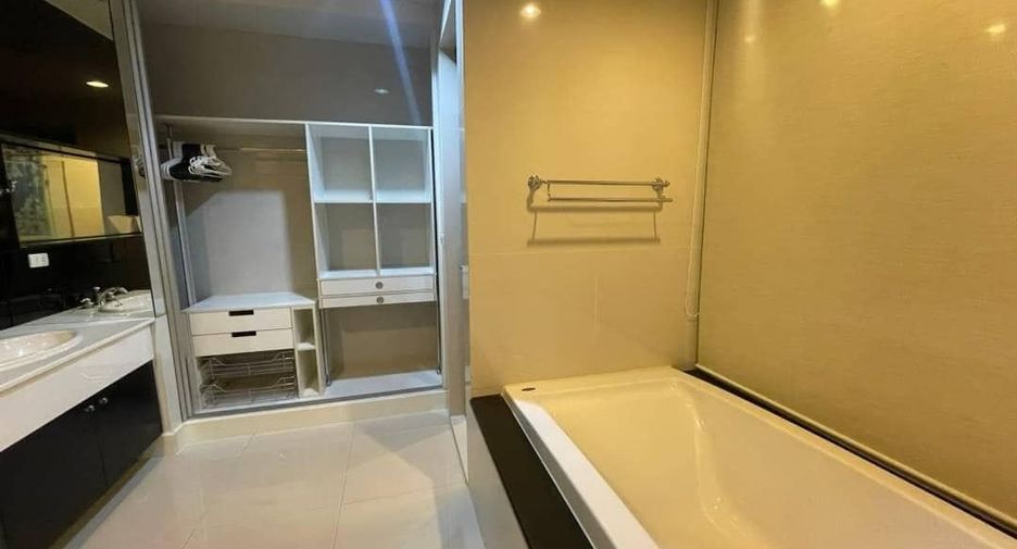 Condo en alquiler de 1 habitaciones en Pathum Wan, Bangkok