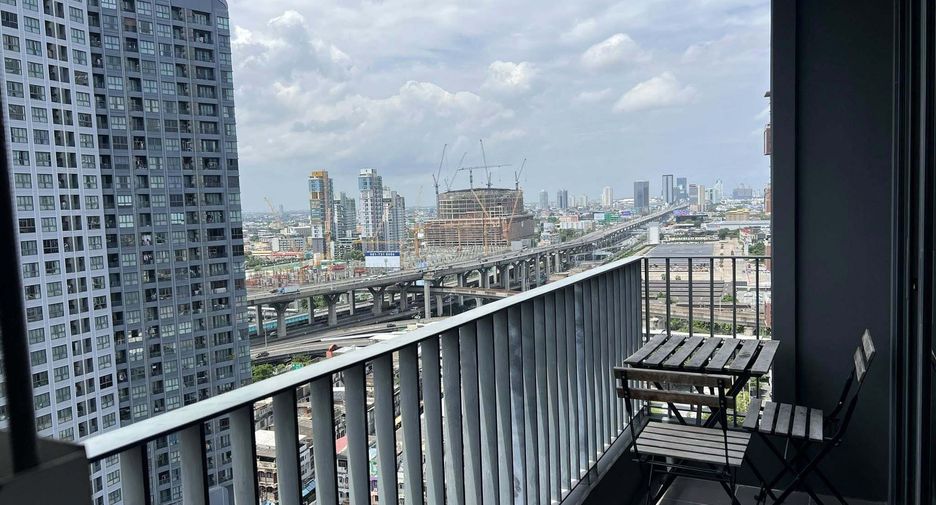 Wohnung zur Miete mit 2 Zimmer in Bang Na, Bangkok
