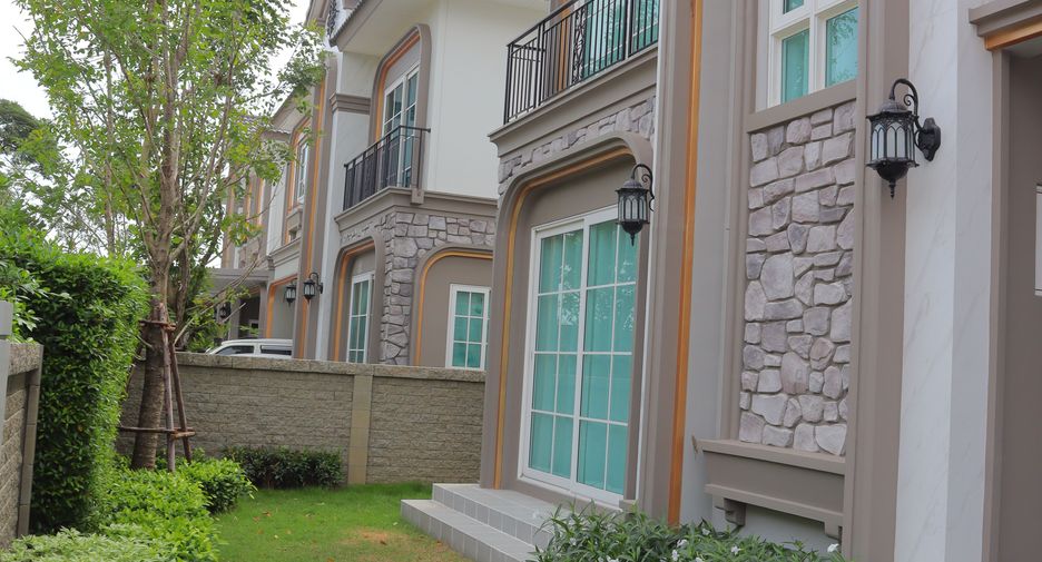For rent 4 bedrooms house in Bang Phli, Samut Prakan