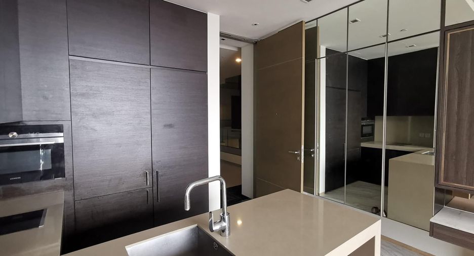 Condo en alquiler de 1 habitaciones en Sathon, Bangkok