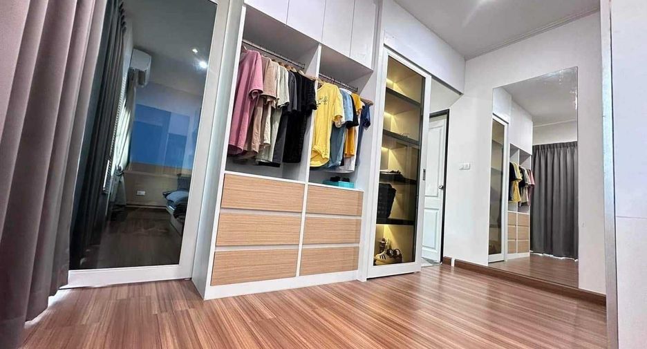 出售 4 卧室 独立屋 在 Bang Sao Thong, Samut Prakan