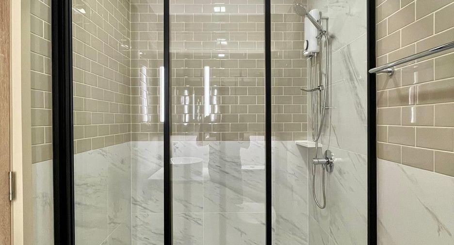 For rent 1 bed condo in Ratchathewi, Bangkok