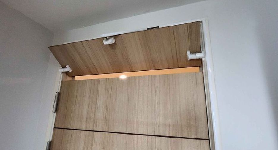 Condo en alquiler de 2 habitaciones en Phra Khanong, Bangkok