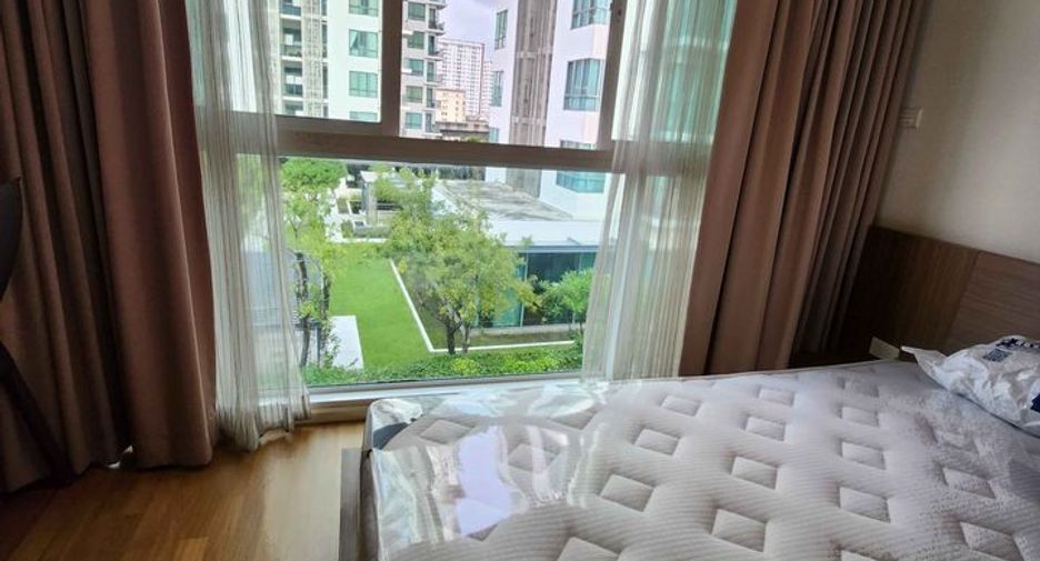 Condo en alquiler de 2 habitaciones en Phra Khanong, Bangkok