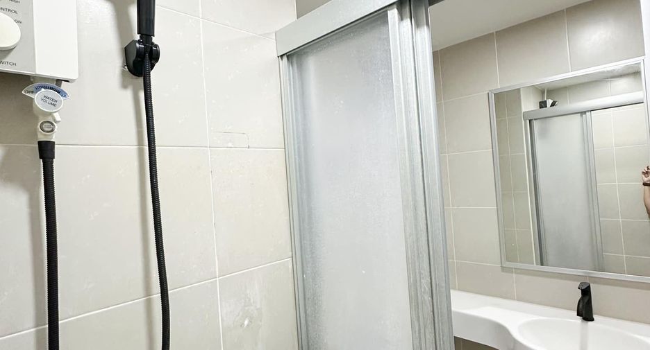 For sale studio condo in Bang Sue, Bangkok