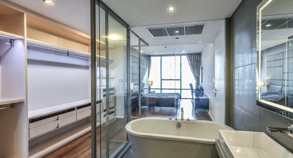 For rent 2 ベッドルーム condo in Sathon, Bangkok