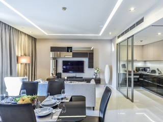 Condo en alquiler de 2 habitaciones en Sathon, Bangkok