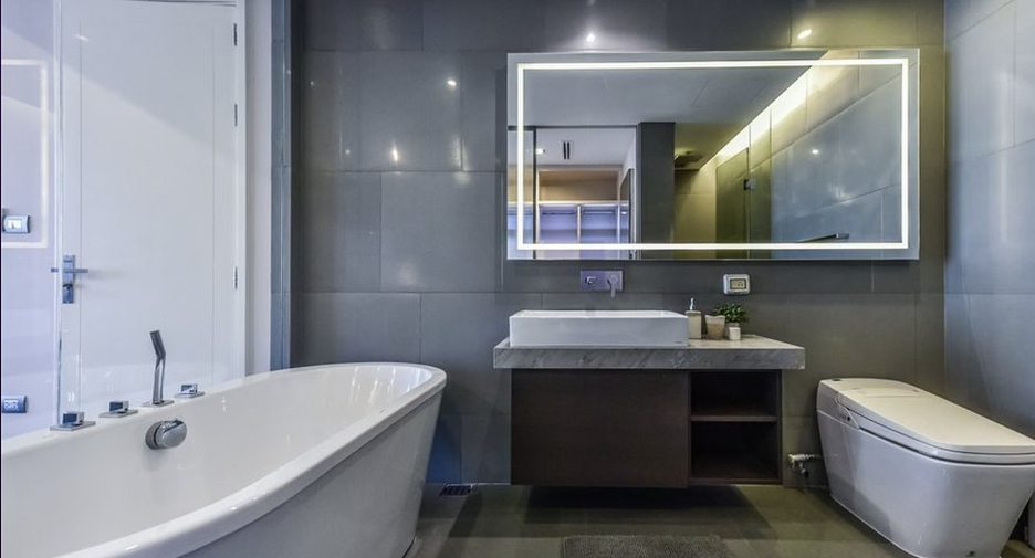 For rent 2 ベッドルーム condo in Sathon, Bangkok
