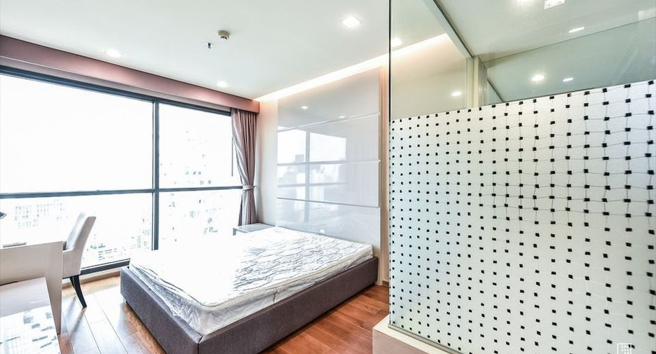 À vendre et à louer 2 chambres condo à Sathon, Bangkok
