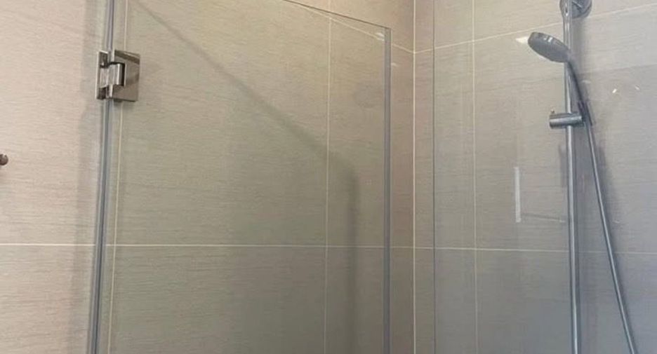 For sale 1 bed condo in Khlong Toei, Bangkok