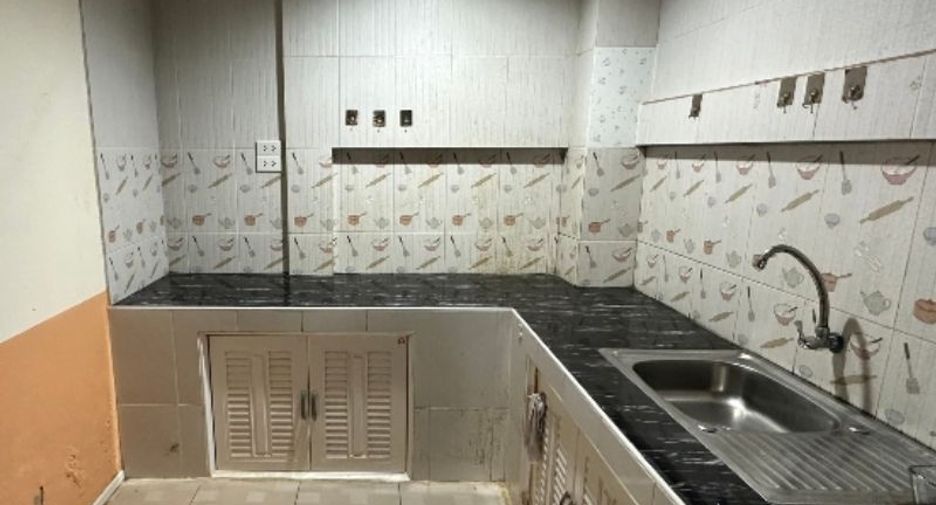 For sale studio townhouse in Bang Kapi, Bangkok