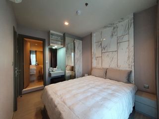 For rent 2 bedrooms condo in Huai Khwang, Bangkok