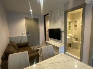 For rent 2 bedrooms condo in Huai Khwang, Bangkok