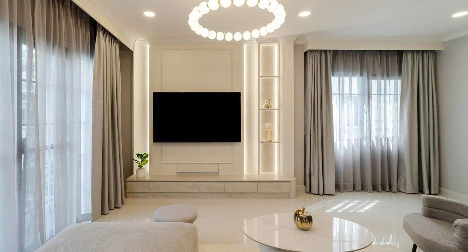For sale and for rent 4 bedrooms house in Bang Phli, Samut Prakan