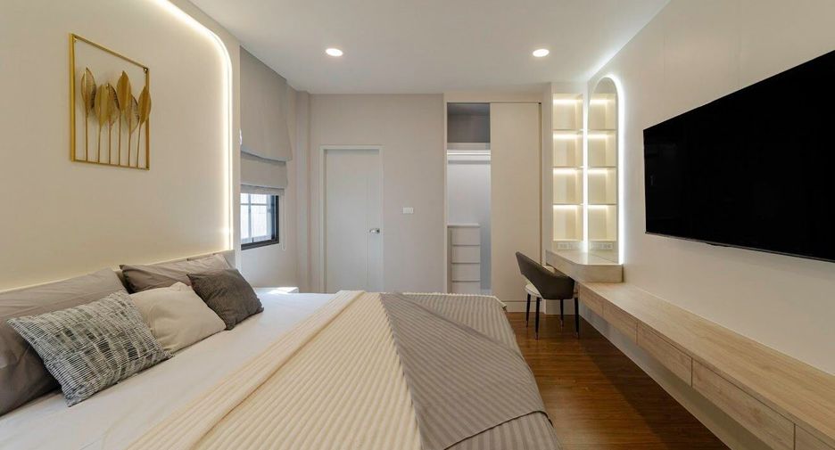 For sale and for rent 4 bedrooms house in Bang Phli, Samut Prakan