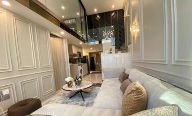 For rent 2 bedrooms condo in Sathon, Bangkok