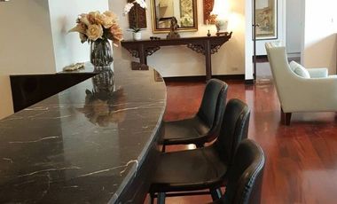 For rent 2 bedrooms condo in Khlong San, Bangkok