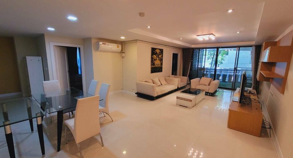 For rent 2 bedrooms apartment in Watthana, Bangkok
