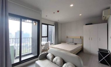 À louer 1 chambre condo à Huai Khwang, Bangkok