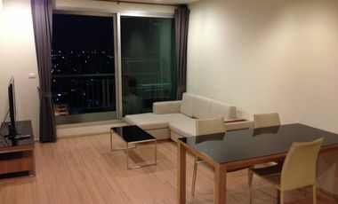 出租 2 卧室 公寓 在 Huai Khwang, 曼谷