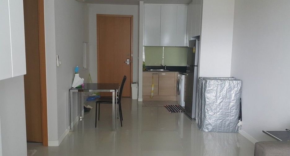 For sale 2 bedrooms condo in Watthana, Bangkok