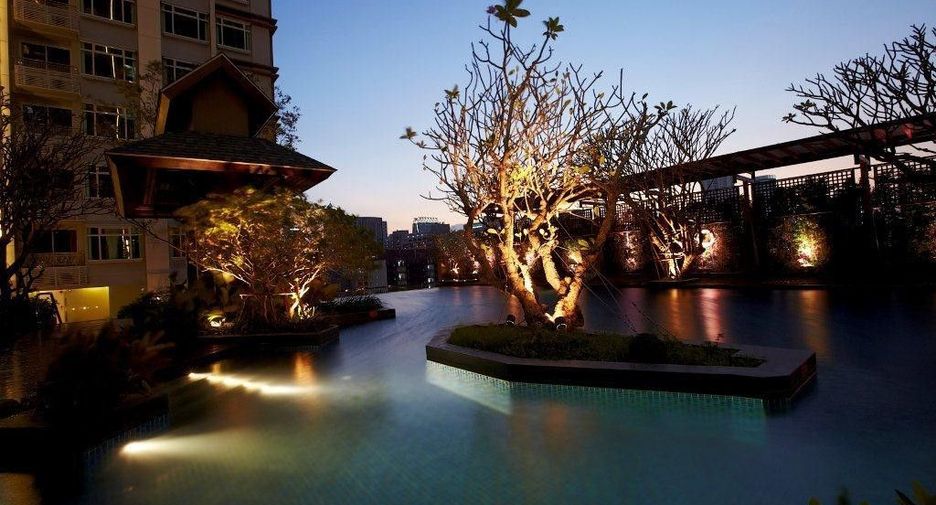 For sale 2 bedrooms condo in Watthana, Bangkok