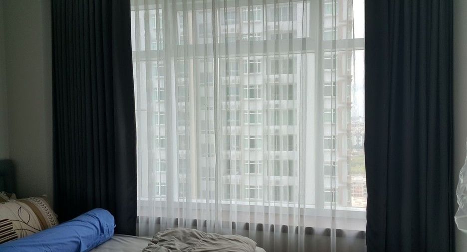 For sale 2 bedrooms condo in Watthana, Bangkok