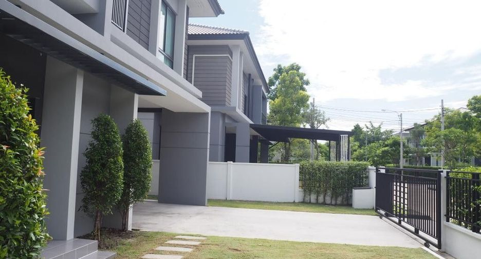 For sale and for rent 4 bedrooms house in Bang Khen, Bangkok