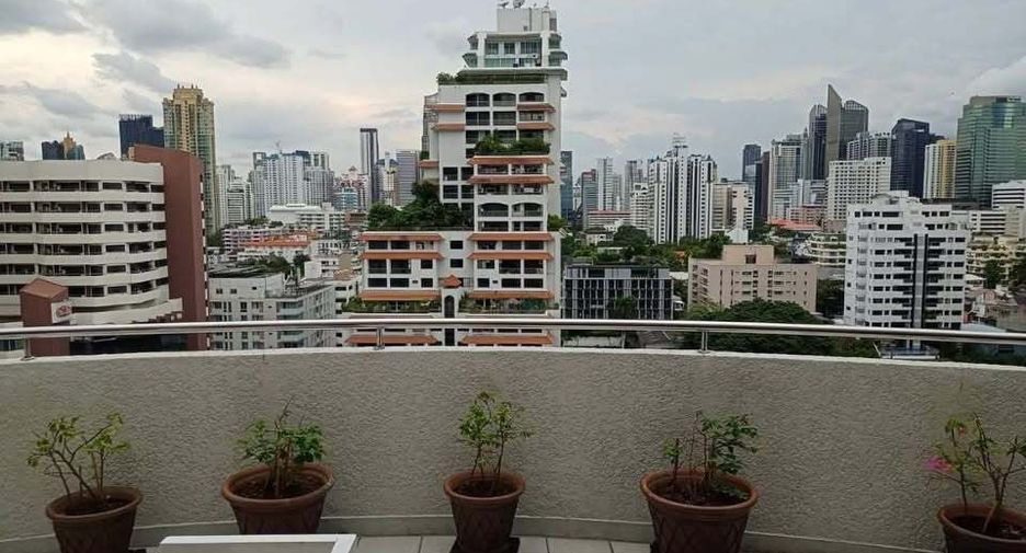 À louer 2 chambres condo à Watthana, Bangkok